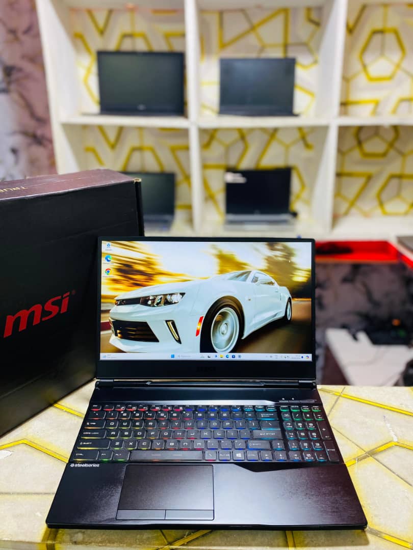 MSI GAMING GL65 Léopard Core i7 10th génération