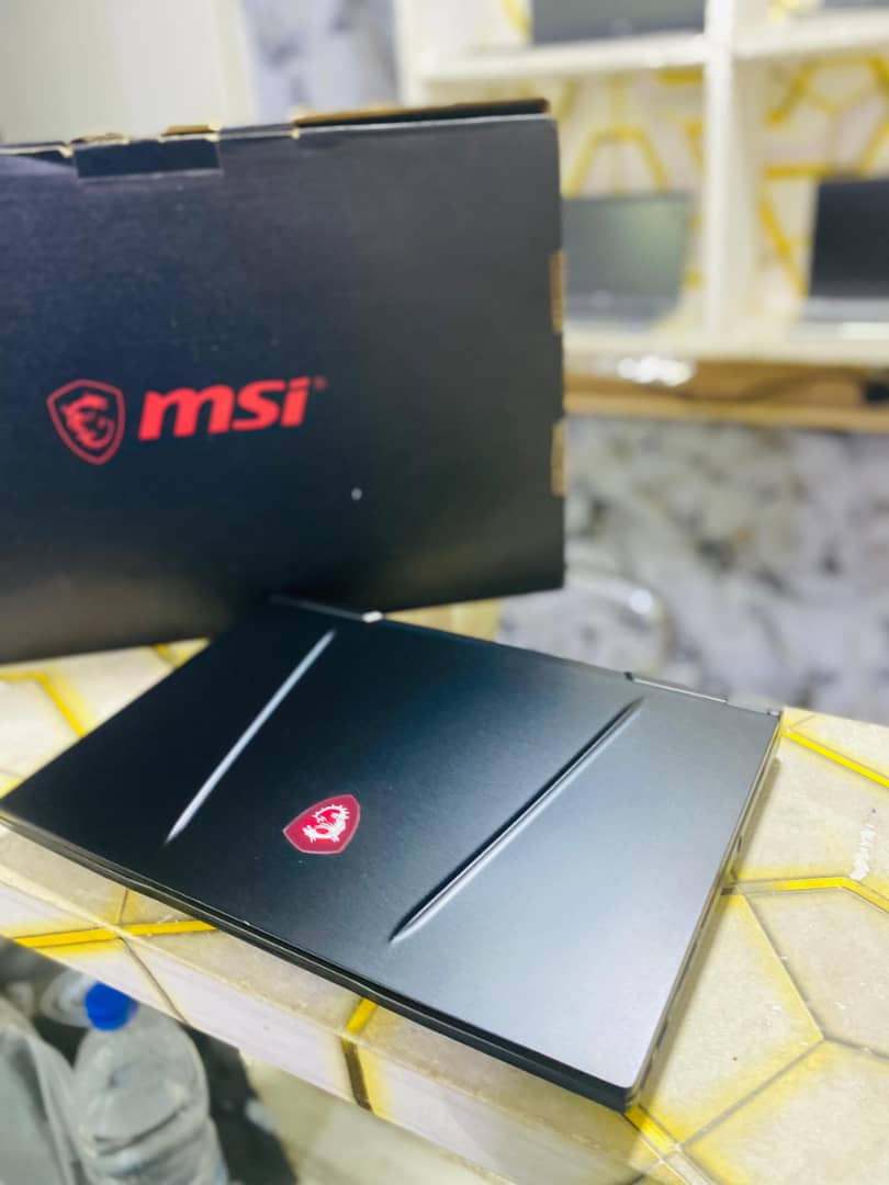 MSI GAMING GL65 Léopard Core i7 10th génération