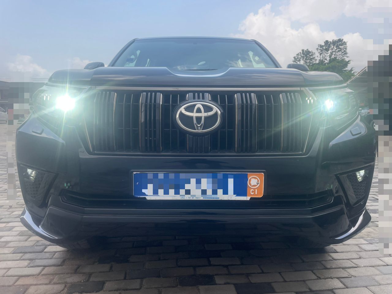 TOYOTA LAND CRUISER PRADO VXR 2021