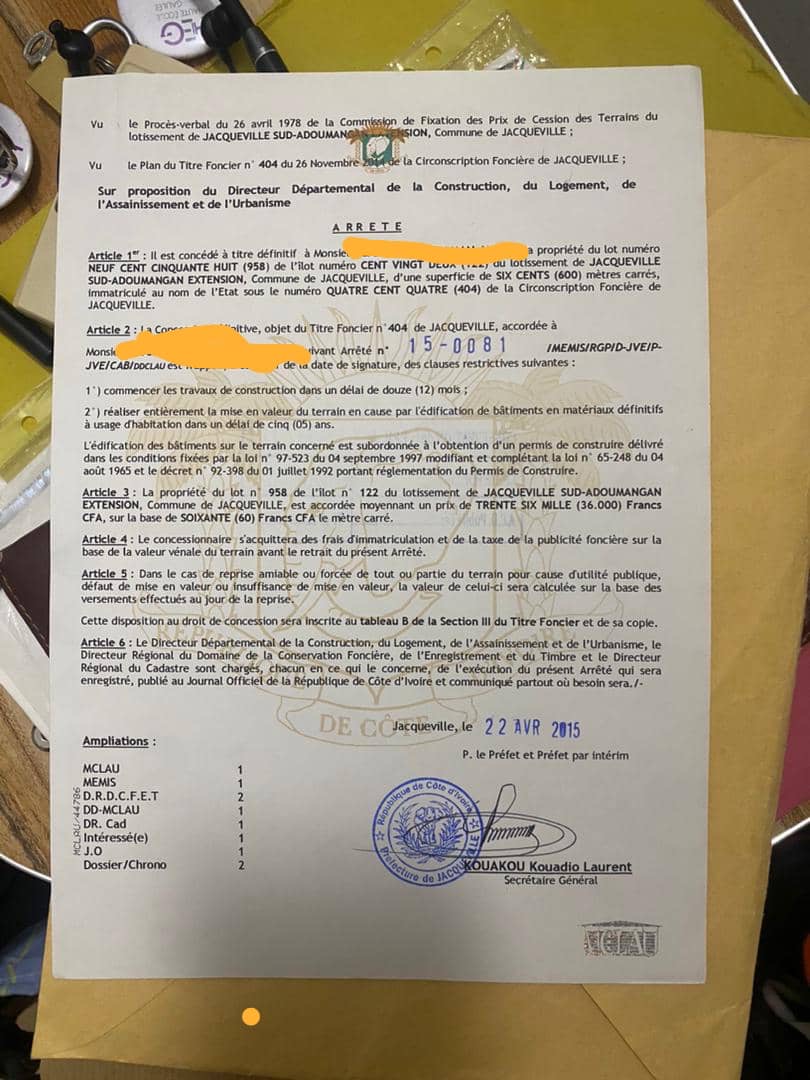 TERRAIN JACQUEVILLE BORDURE DE MER ACD