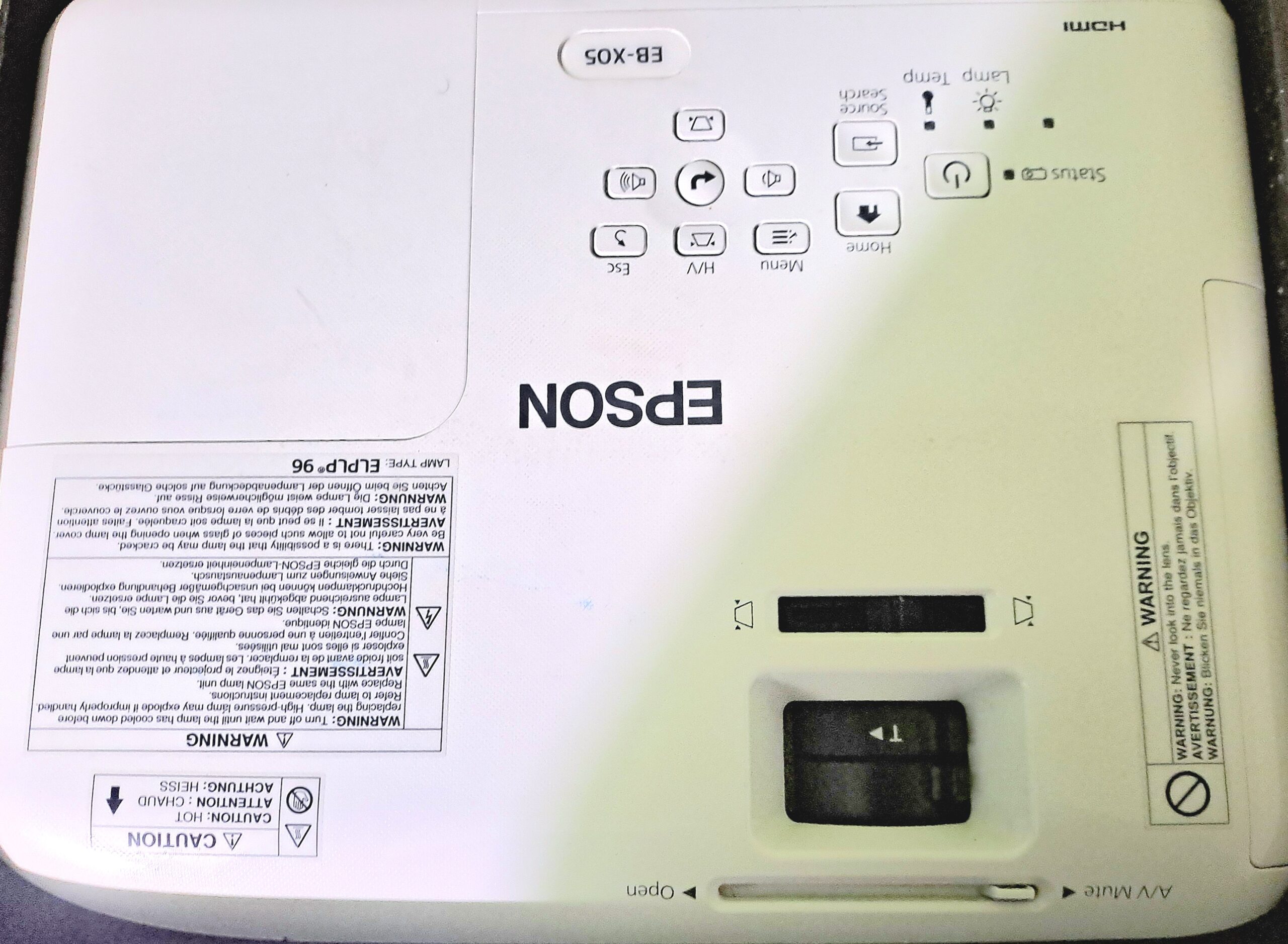 Vidéo-projecteur Epson EB-X05