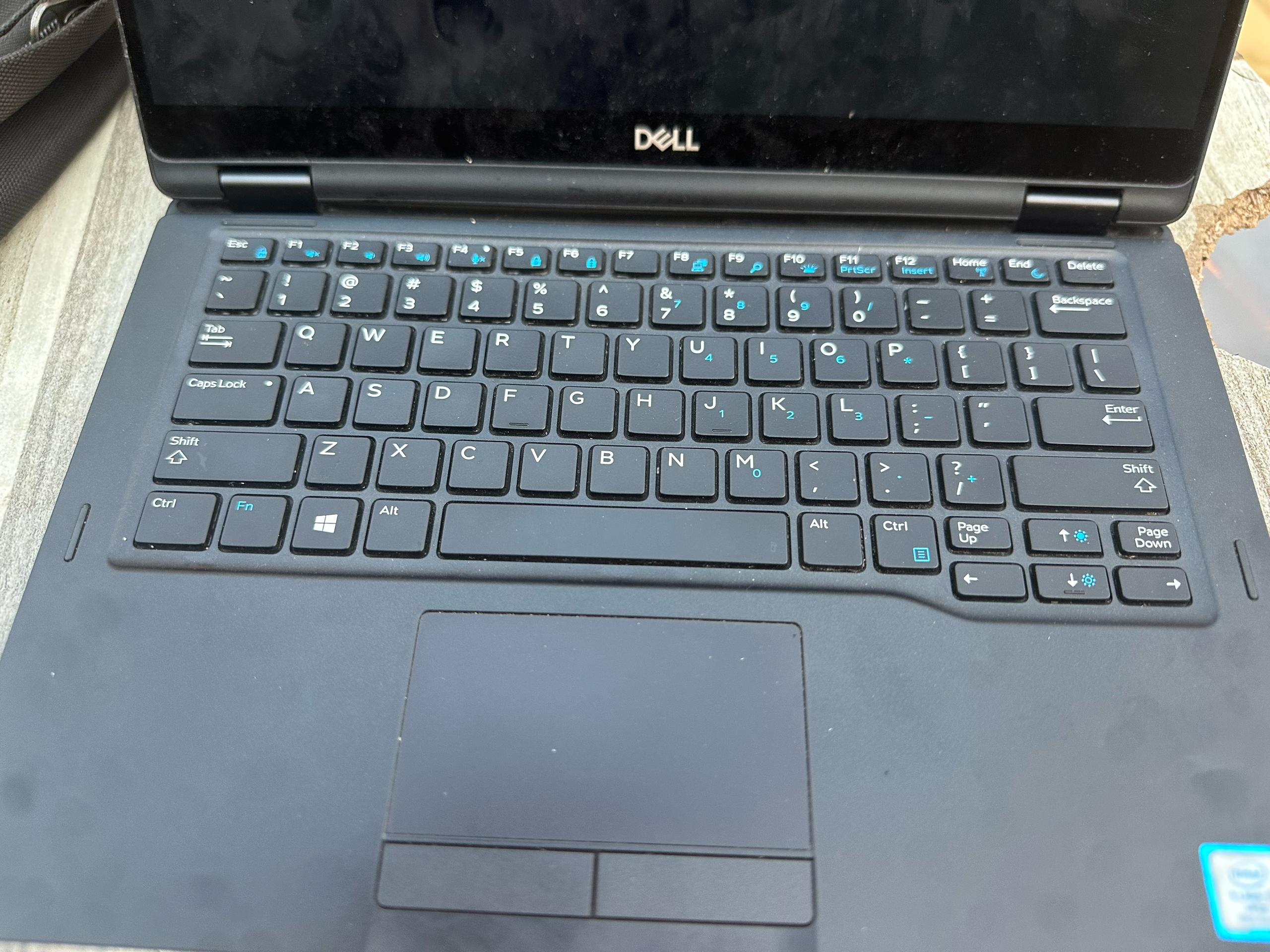 Ordinateur dell latitude 7390 2in1