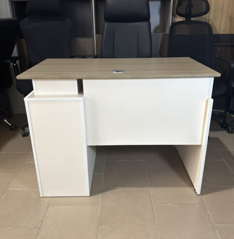 Bureau agent 2n064
