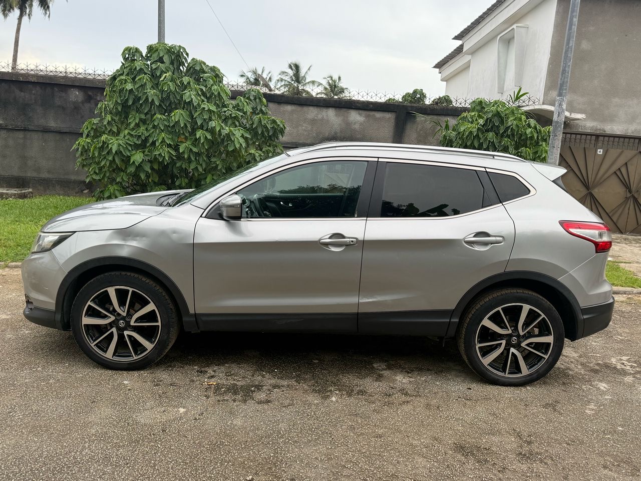 2017. NISSAN QASHQAI MAISON MÈRE