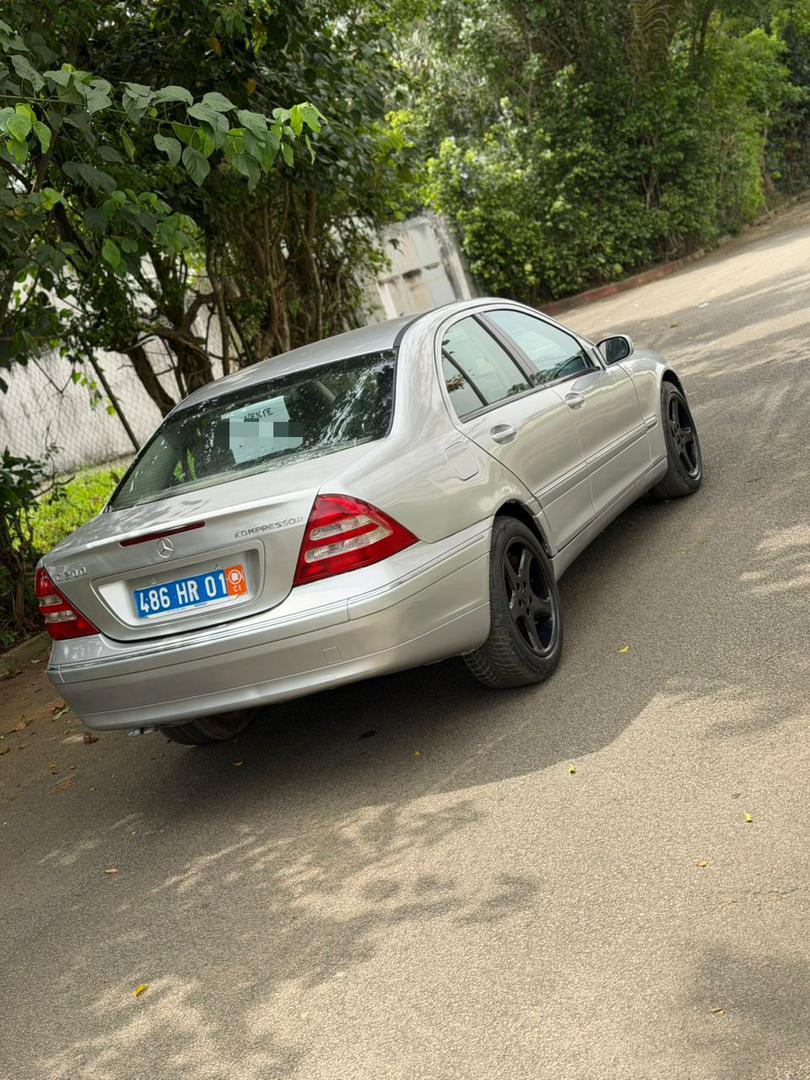 MERCEDES C200