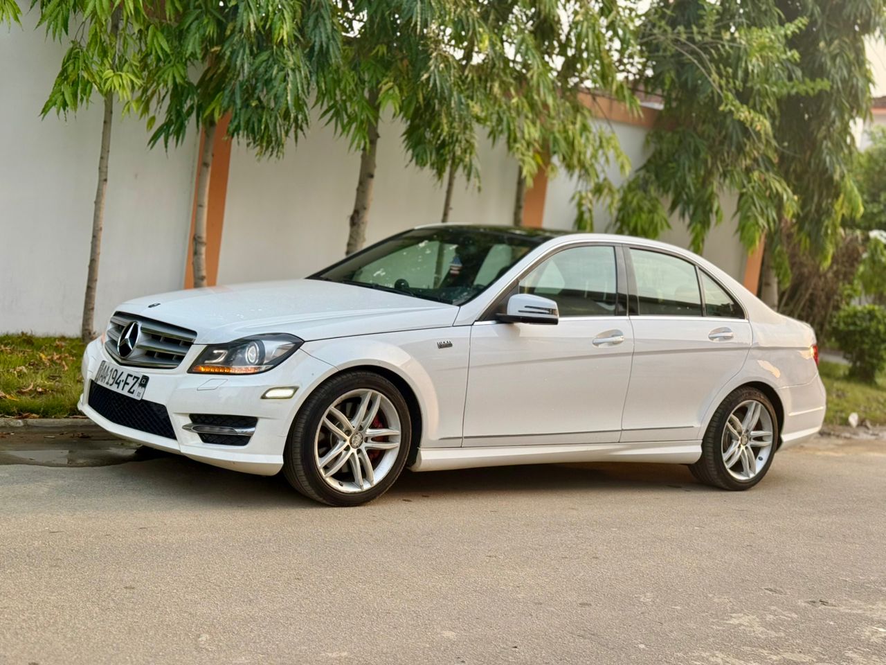 MERCEDES C300 AUTOMATIQUE 2015