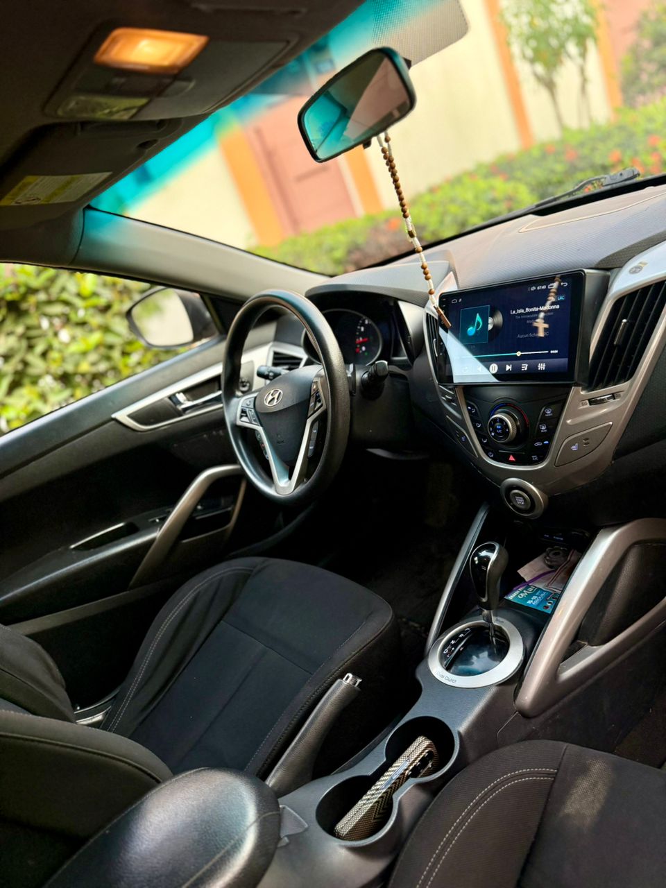 HYUNDAI VELOSTER AUTOMATIQUE 2015