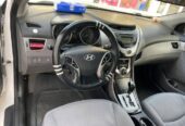 🚗 HYUNDAI ELANTRA 2012