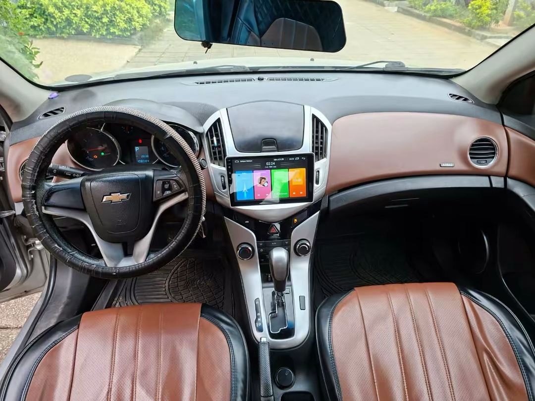 CHEVROLET CRUZE 2017