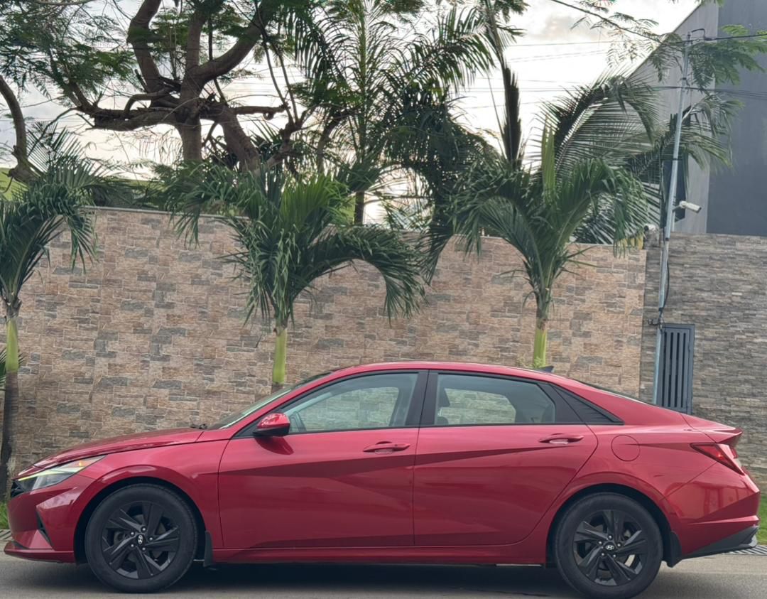 HYUNDAI ELANTRA 2021 / 2022