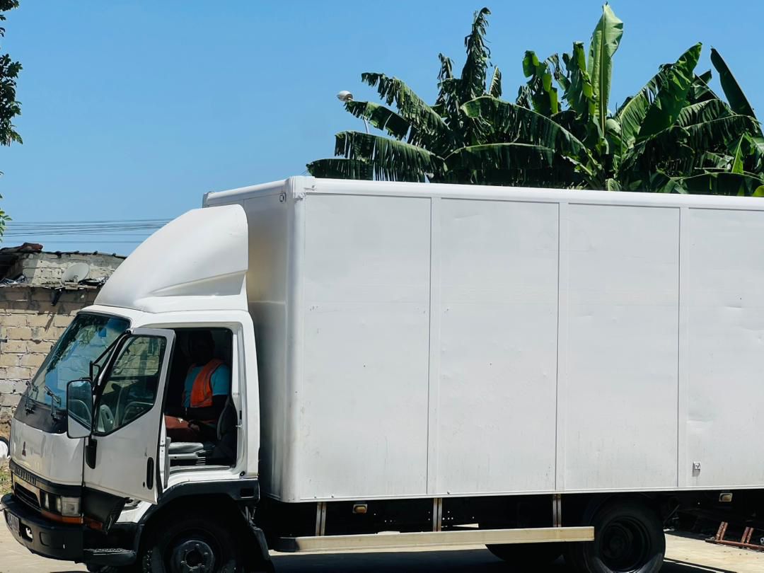 MITSUBISHI CANTER