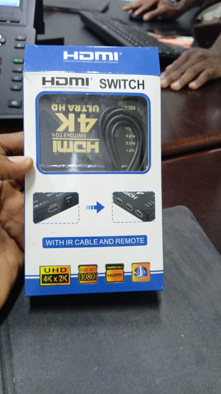 HDMI Switch 3 Ports 4K avec Télécommande