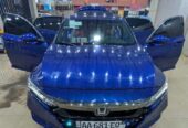HONDA accord full option 4 cylindres climatisation d’origine véhicule vendu avec tous papiers a jour zéro défaut mécanique Prix 13.500.000f Position cocody je peux me déplacer